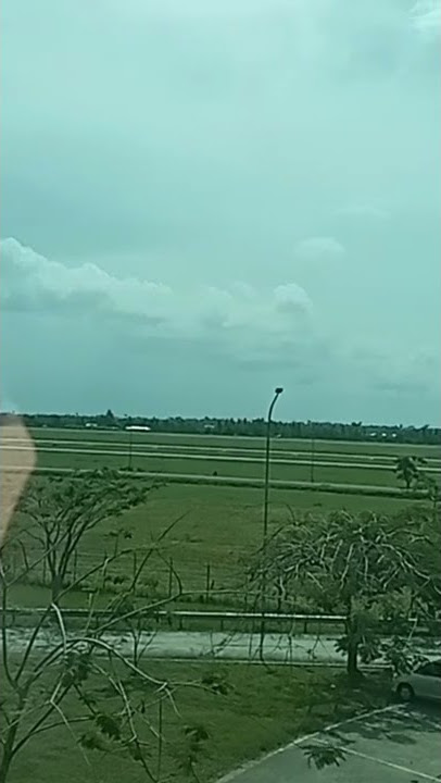 Bandara kualanamu Deliserdang medan ,lepas landas Air asia