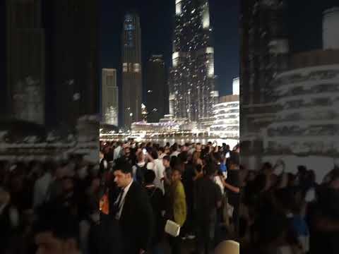 HAPPY NEW YEAR 🤗||New year night crowd in Burj Khalifa ||Dubai vlog ||Burj khalifa ||Traveler's