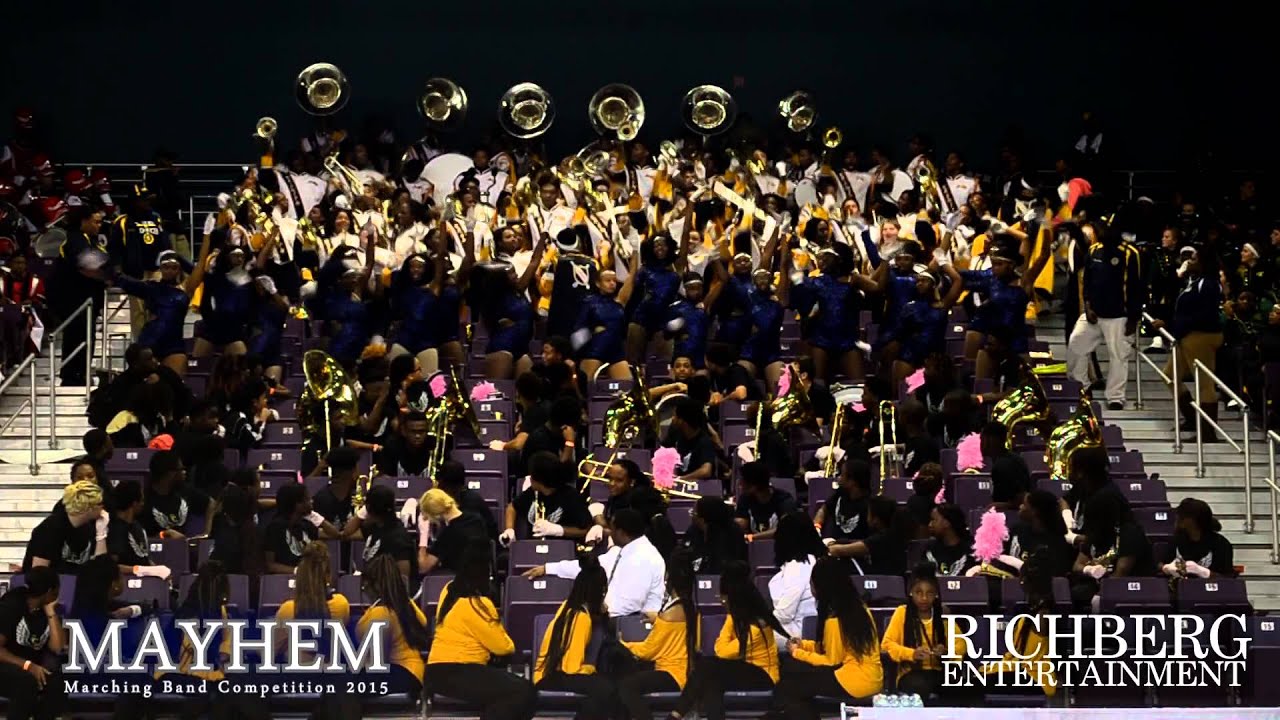 MAYHEM 2015 - E.E Smith (STAND SELECTION)