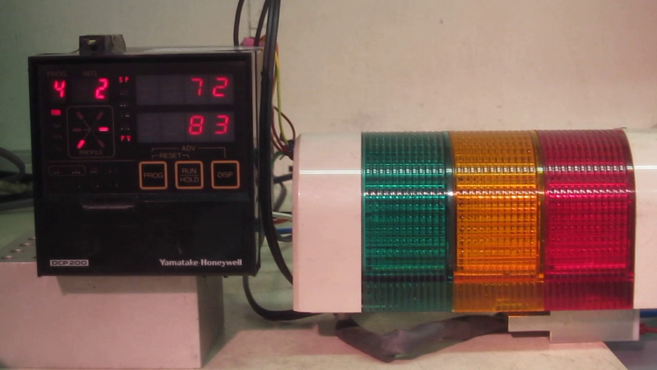 Yamatake DCP200(DCP2116DK04A00301) Digitronic digital indication