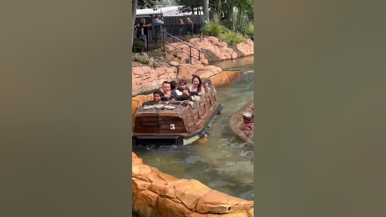movie-world-best-theme-park-in-australia-youtube