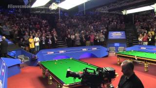 APPLAUSE: A standing ovation and a minute's applause in memory of Paul Hunter