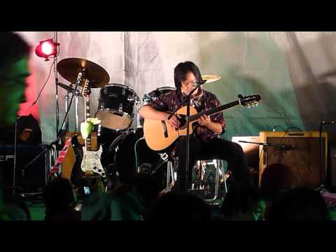 たくき よしみつ　豪雨の中で「滝修行」ライブ　Nikko Music Station 2012