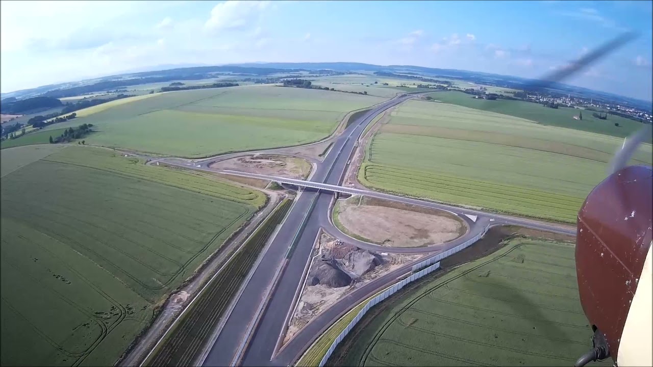 10 Přelet dálnice D11 včetně obchvatu Jaroměře