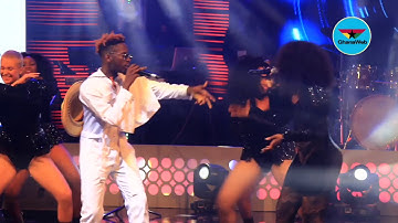 Becca UNVEILED: Mr Eazi performs with Becca