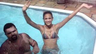 Terceira Tentativa De Dirty Dance Na Piscina, Dessa Vez Com Objetivo De Tirar Uma Foto.