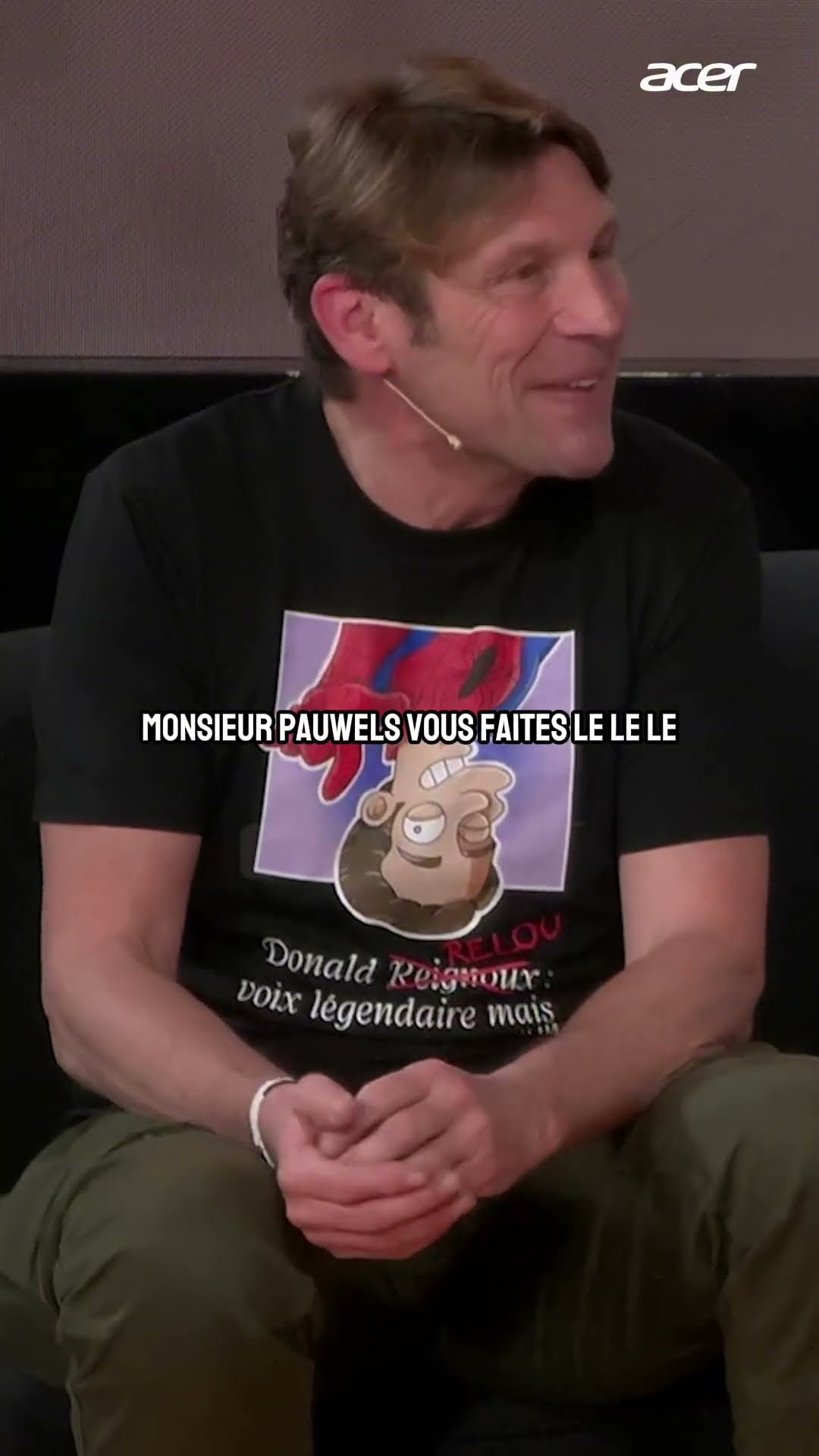 Reconnu partout… même à la réunion 😂  #streamvf #doublage #vf #reunion