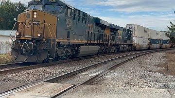 Approaching Dresden St Waycross ga Highballing northbound CSX Fitzgerald subdivision 11/8/25