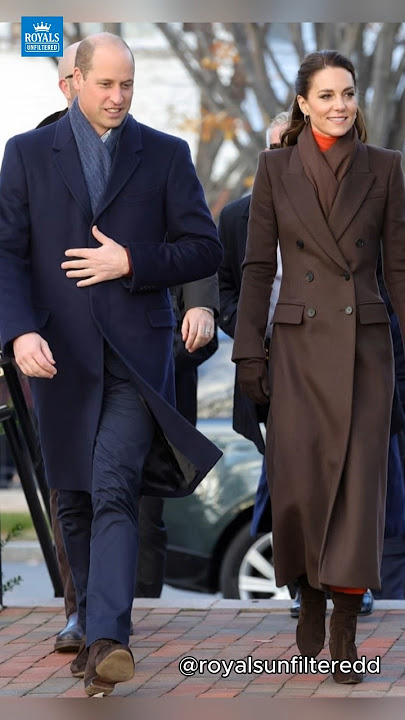 Royal Stroll Goals: William & Kate's Elegant Umbrella Moment! ❤️ #shorts #royalcouple #royal