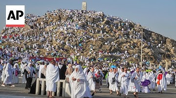 Hajj 2025: Muslim pilgrims stream into Mount Arafat