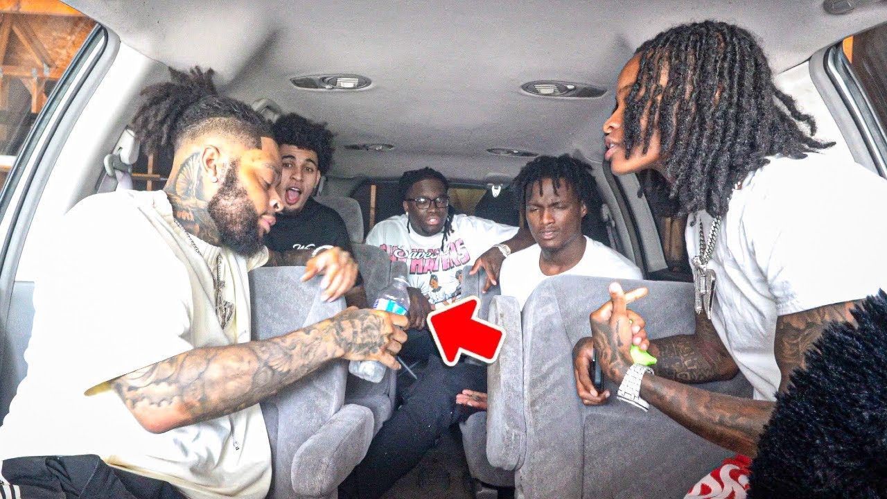 Выливаем воду на древесину Jazz в жару📦…