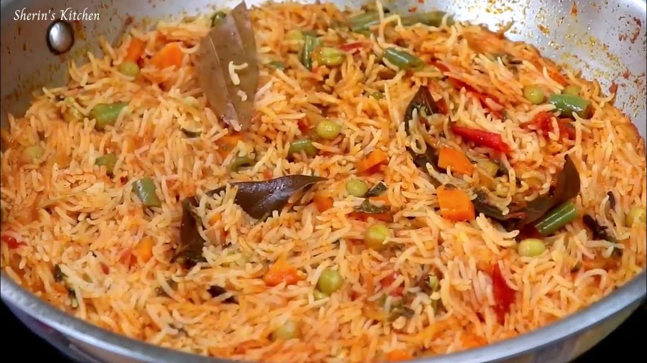 எப்போவும் ஒரே போல குக்கர்ல வெஜ் பிரியாணி செய்யாதீங்க Veg Biryani In