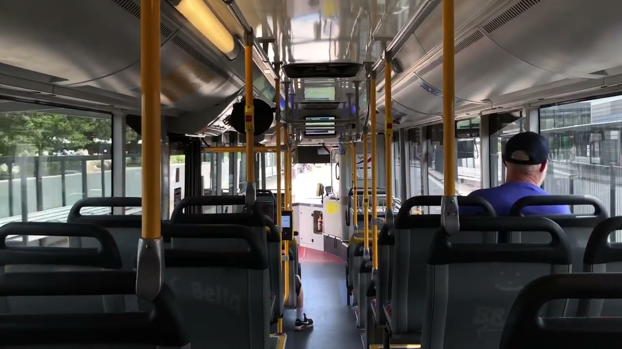 [Transport Canberra] MAN 18.320 HOCL-R-NL (Custom Coaches CB60 Evo II, Voith Transmission) - BUS 419