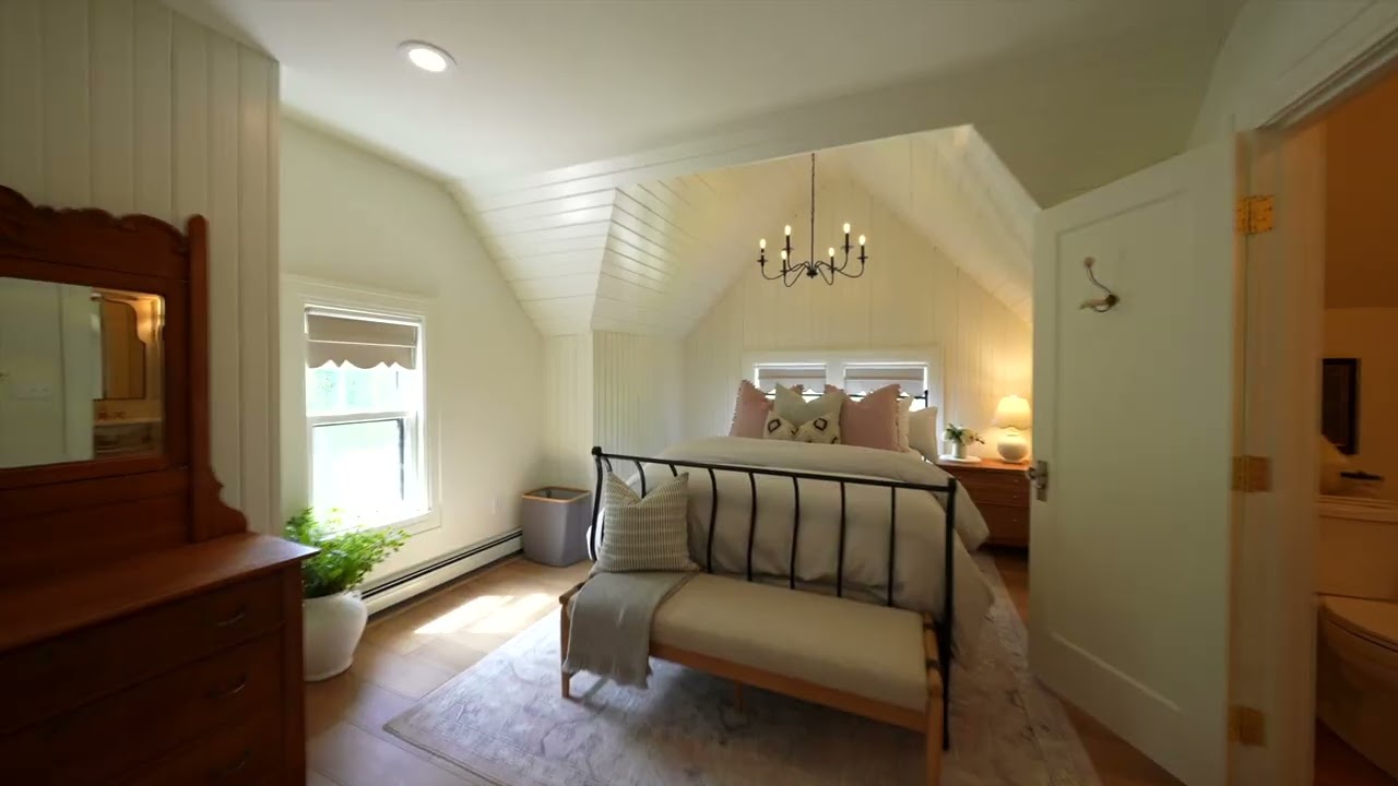 N69W6507 Bridge Rd Cedarburg, WI 53012 - unbranded