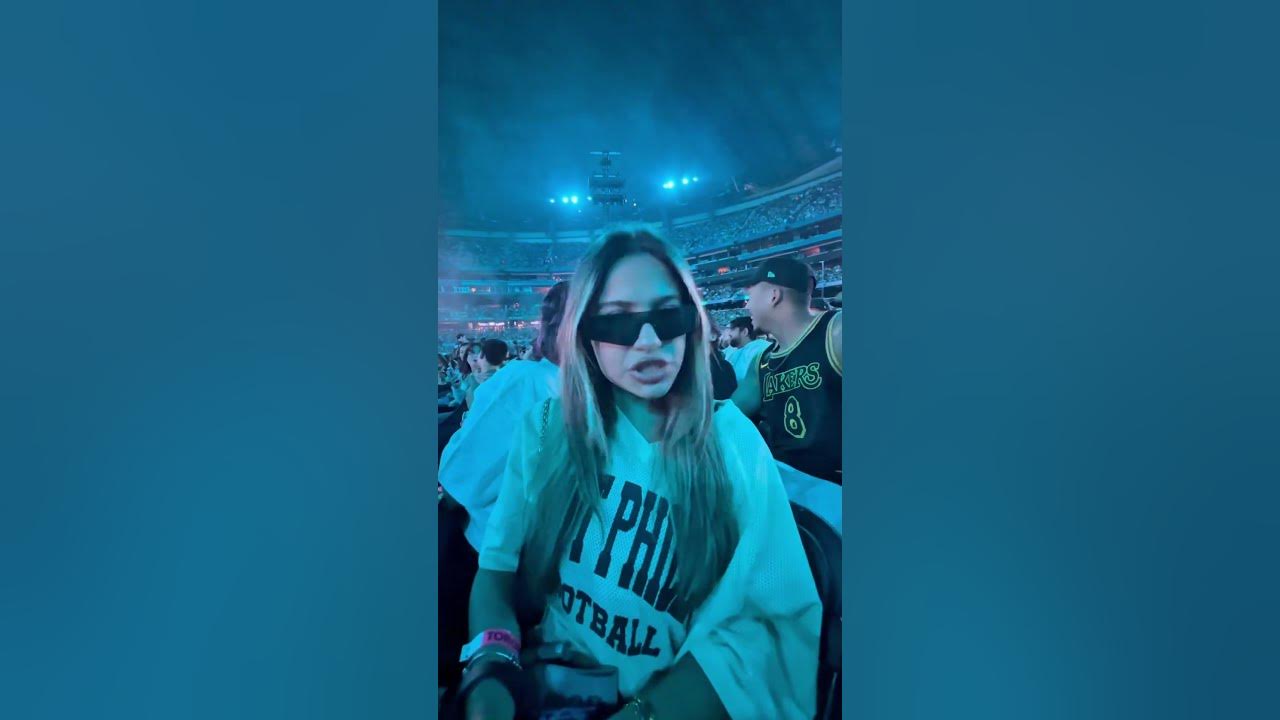 KENDRICK PLAYS NOT LIKE US IN TORONTO🤯🤯🤯 #drake #kendricklamar #toronto KENDRICK PLAYS NOT LIKE US IN TORONTO🤯🤯🤯 #drake #kendricklamar #toronto