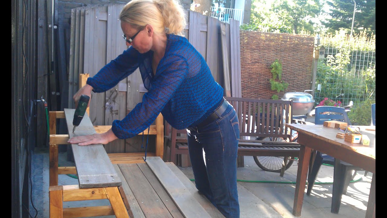 Loungebank van steigerhout maken, klus instructie video.