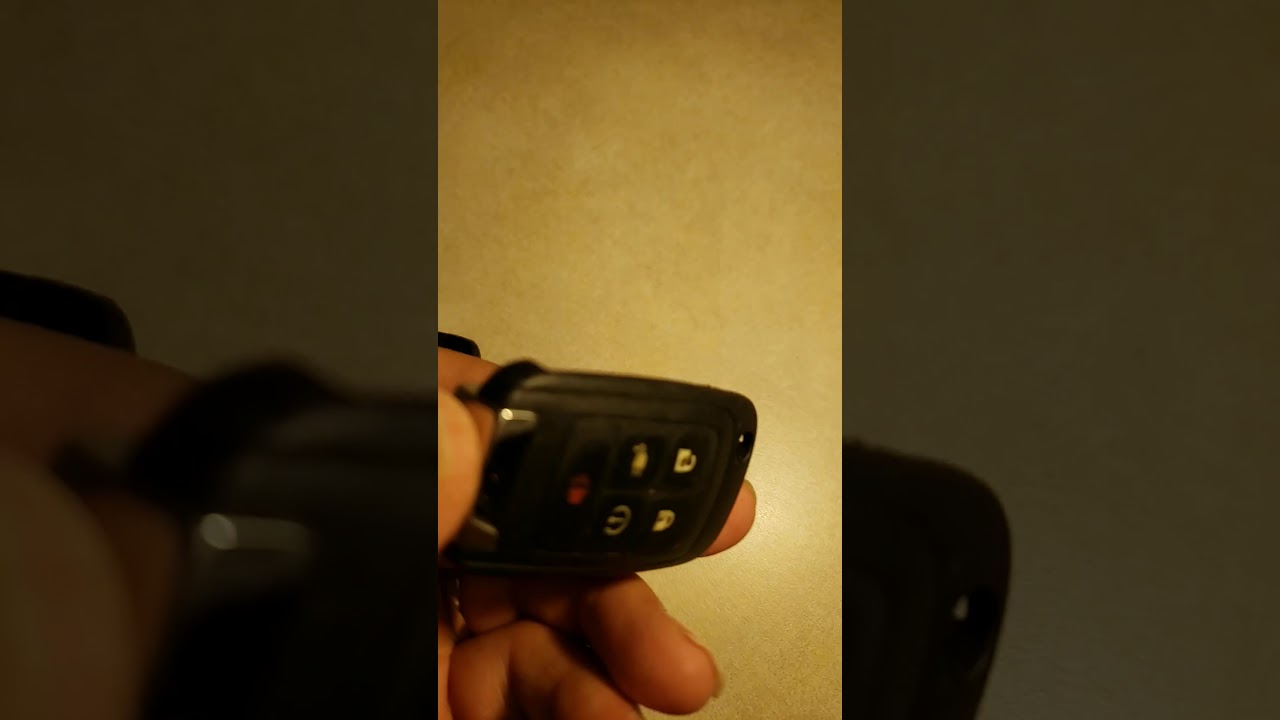 Chevy's Key fob remote disassembling - YouTube