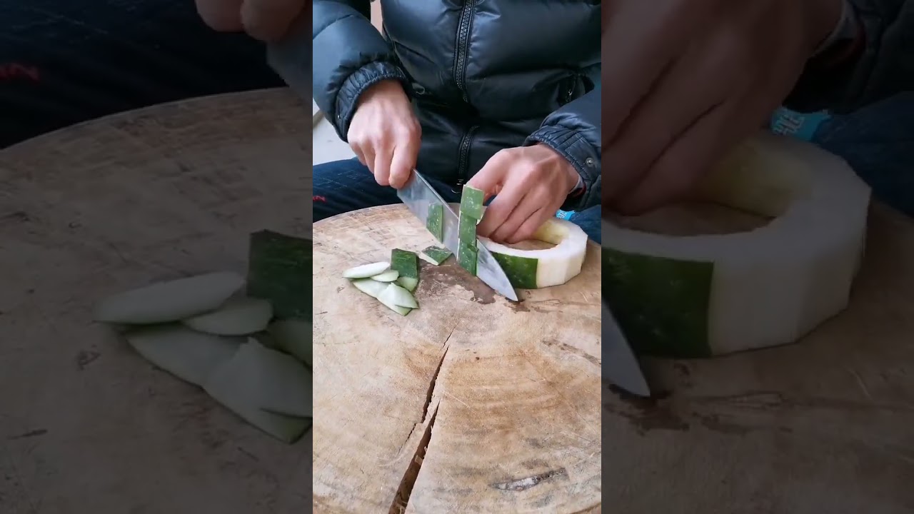 Green pumpkin cutting skills