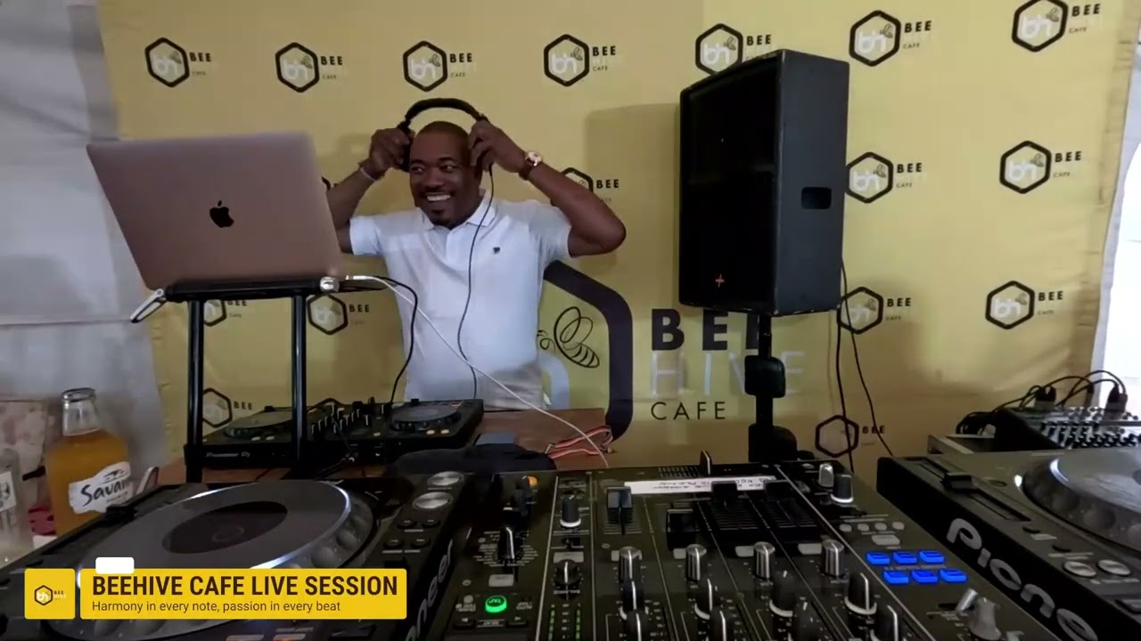 #BEEHIVECAFE LIVE SESSIONS WITH Aubrey Poo | THE GAMBINO FAMILY 2025