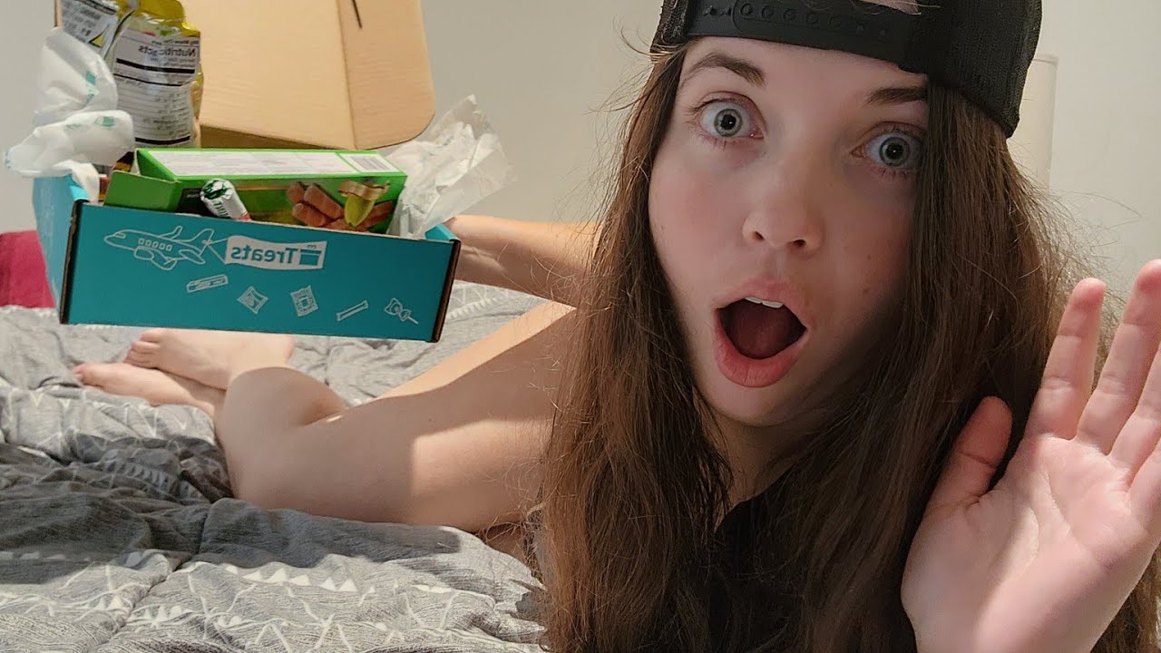ЧТО СЛУЧИЛОСЬ С МОЕЙ КОРОБКОЙ! Распаковка TryTreats, дегустация вкусов