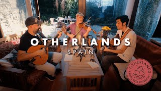A Miña Burriña  • Casey Driessen, Xosé Liz &amp; Hugo Franco [Otherlands: Spain]