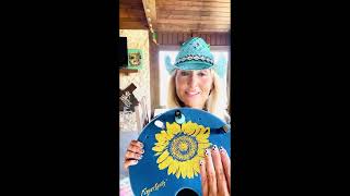 #FINGERSPILLS #COWGIRL #NAILART!   #NAILPOLISH HOLDER.  Perfect #GIFT for DIY Nails. #COW NAIL DEMO