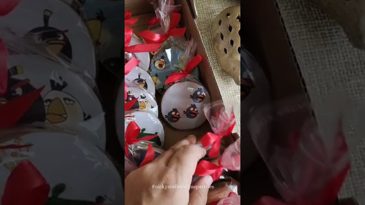 Angry birds desert table! 