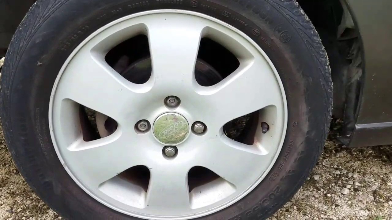 2002 Ford focus zx5 - YouTube