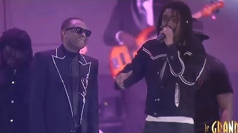 Duo de L’année, Wally Seck débarque au Grand Baal de Youssou Ndour et fait exploser l’esplanade du