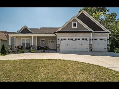 1220 Horan, Fenton, MO home video tour