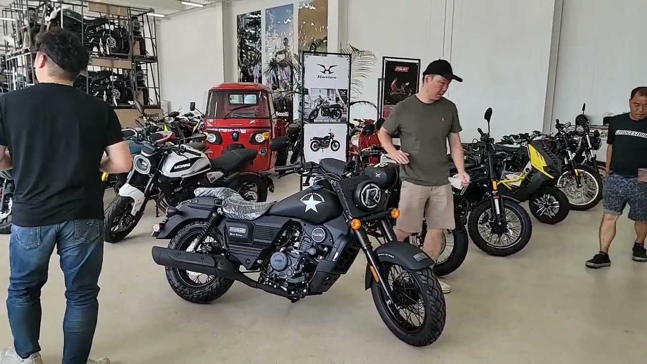 재미난세상 tv 수 주 전 차량대금 선납 하시고 오늘 김민규, 고객님 코만도 125cc 전남 신안에서 부안까지 달려와 출고 ~