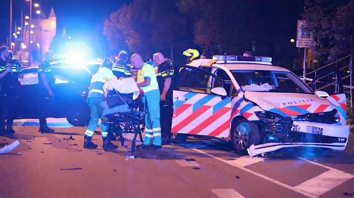 Drie gewonden bij aanrijding met politieauto