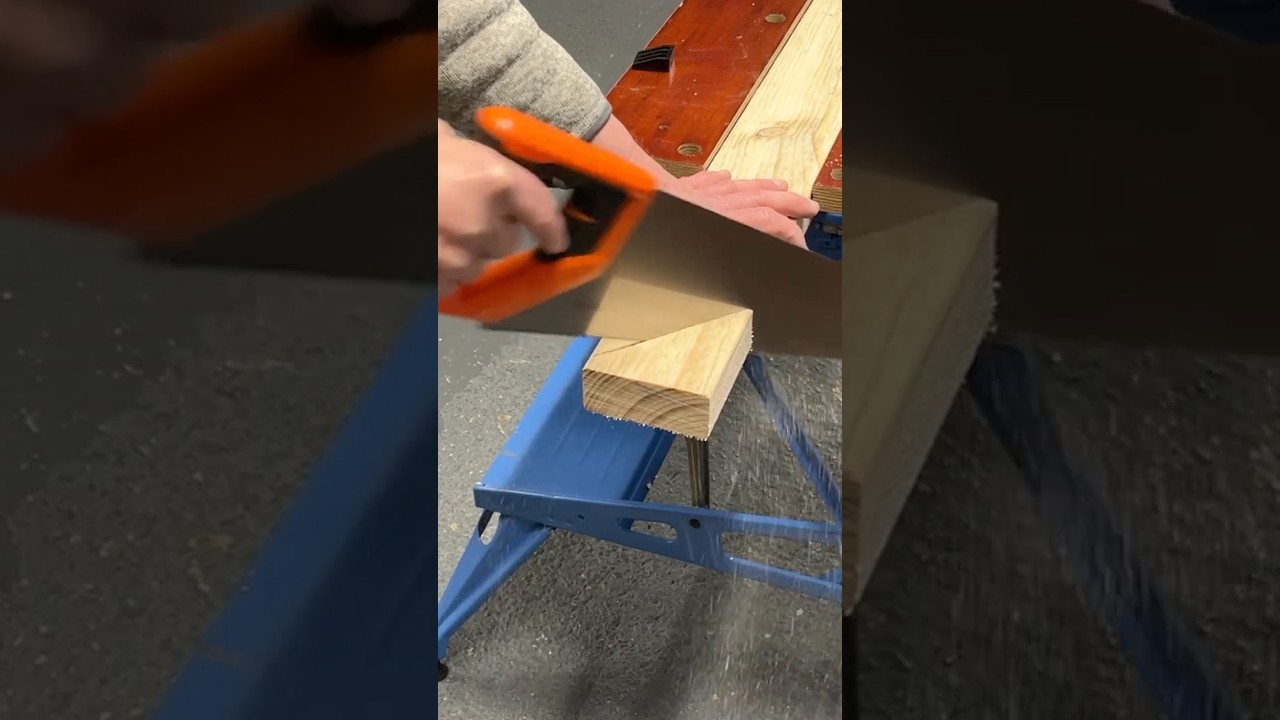 Making a 45 degree cut with a handsaw