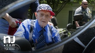 World War II vet gets last ride in plane
