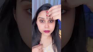 Hair pin Marathi bindi hack 😱❌✅😳#youtubeshorts #youtube #video #makeup #beauty Hair pin Marathi bindi hack 😱❌✅😳#youtubeshorts #youtube #video #makeup #beauty