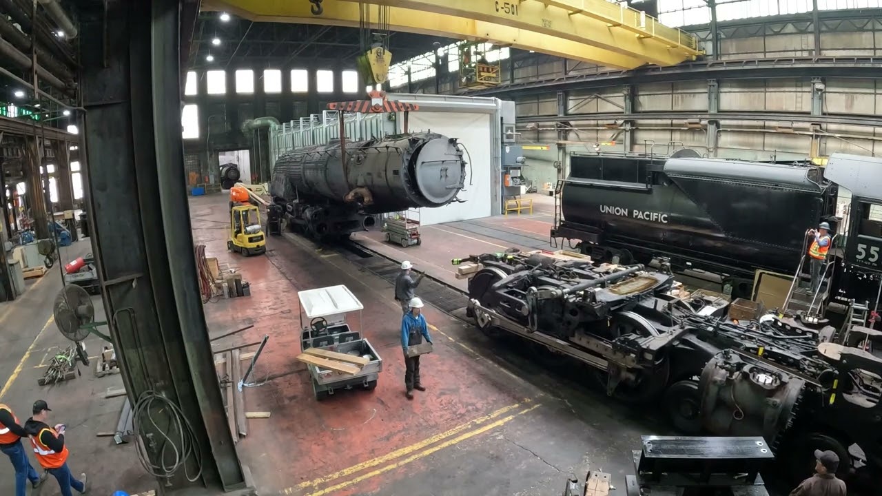 Union Pacific #3985 Front Engine Removal - April 9, 2025