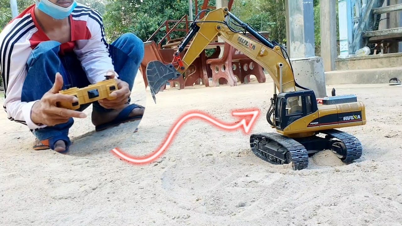 Test Power Excavator || Use Huina excavator 1580 Easy.