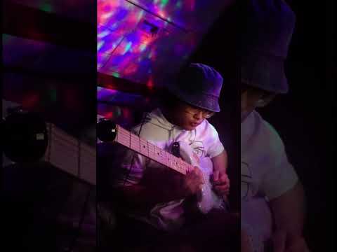If "GONE" by TWICE had a guitar solo