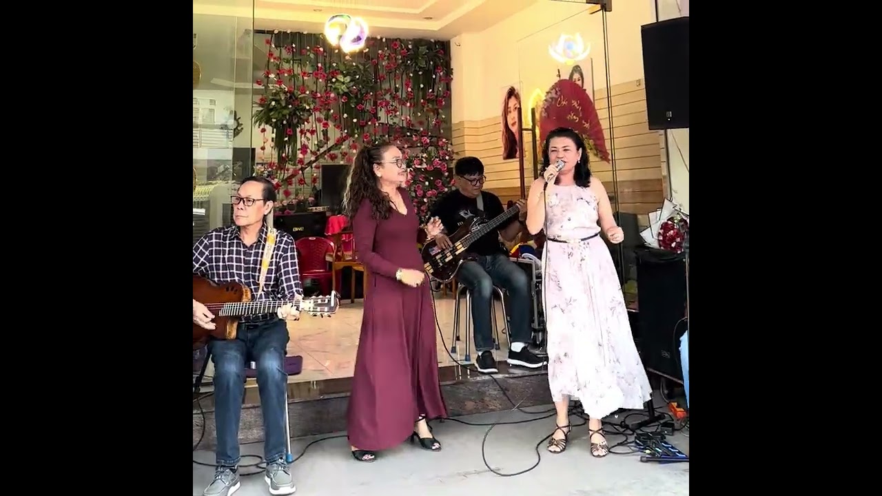 Em Như Tia Nắng Mặt Trời 💃🏻🎶🎵🎼