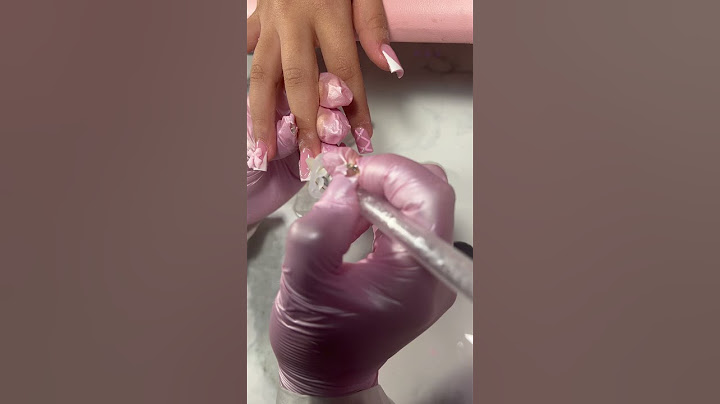 Le hice las uñas a la hija de mi clienta😰