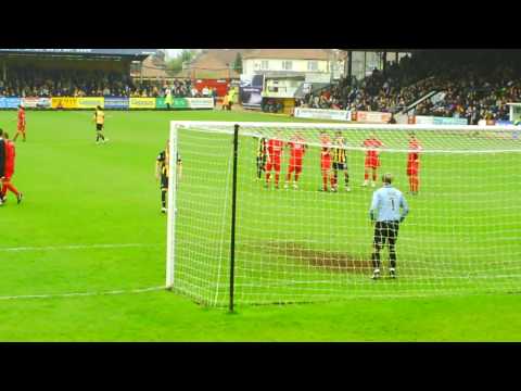 Cambridge United v Eastbourne Borough. Chris Holro...