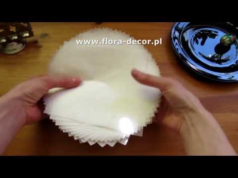 Wideo: Jak Umieścić Papierowe Serwetki W Serwetniku