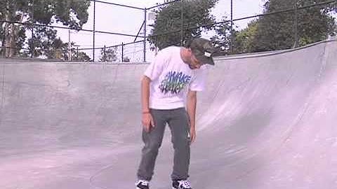Skateboard Tricks: Backside 180 Kickflip Foot Position