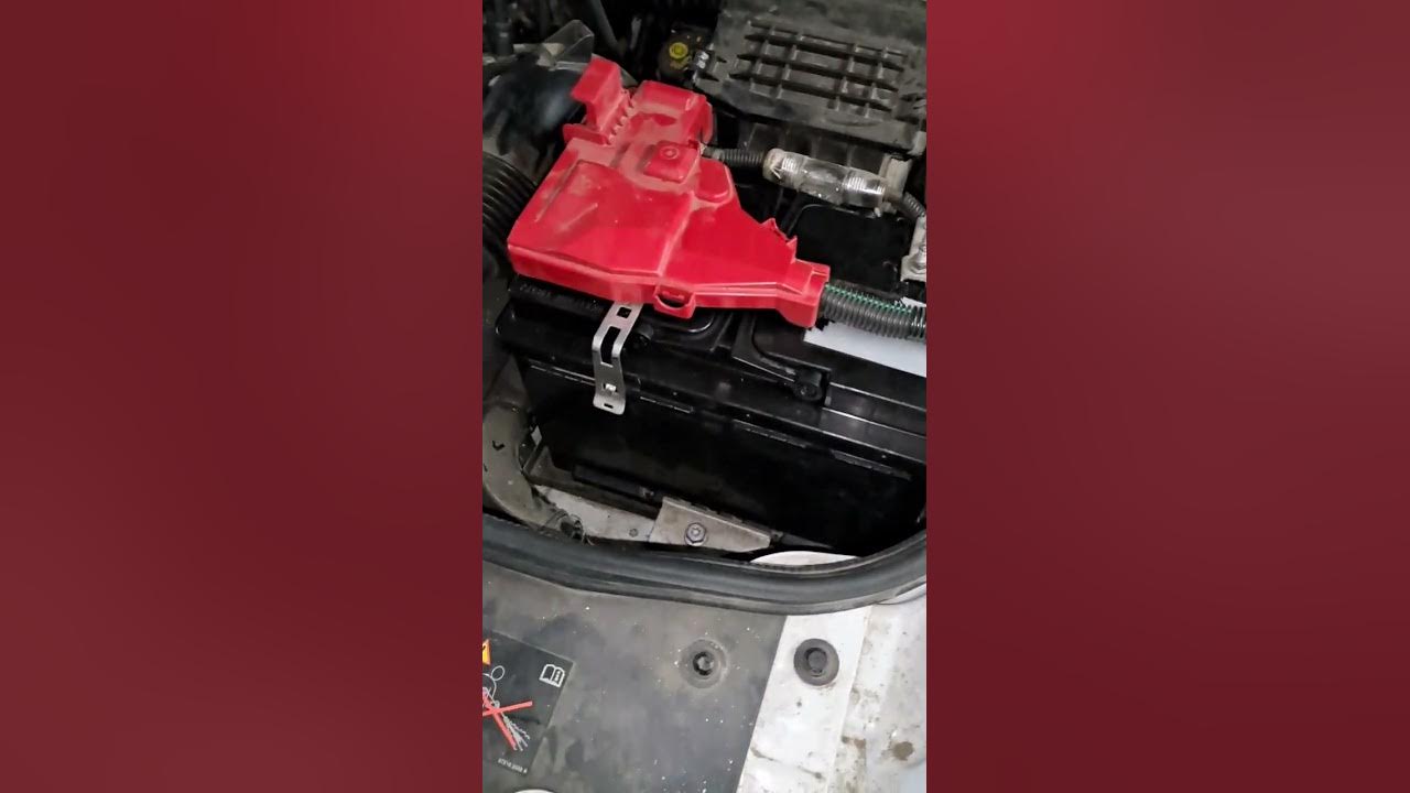 реле отопителя рено аркана.