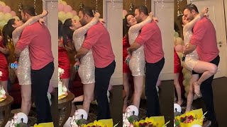 Ankita Lokhande 0penly Kiss BF Vicky Jain On Her 35th Birthday Party