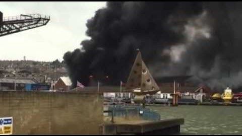 Medina Yard Blaze, Cowes - Reader