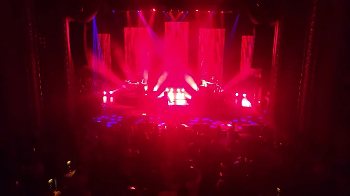 Goo Goo Dolls Iris at Pabst Theater in Milwaukee 1...