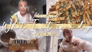 WHAT I EAT IN A DAY - 1200 CALORIES | MUSCLEFOOD LIVE CLEAN MEAL PLAN | MEGAN COLLINS