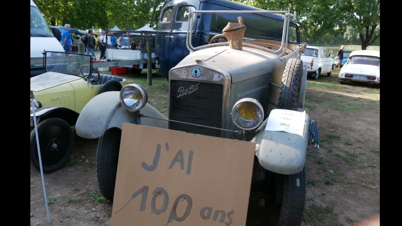 ⁣Rassemblement de voitures de collection à Mably