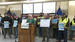 Duluth AFSCME Local 66 hold press conference on possible strike